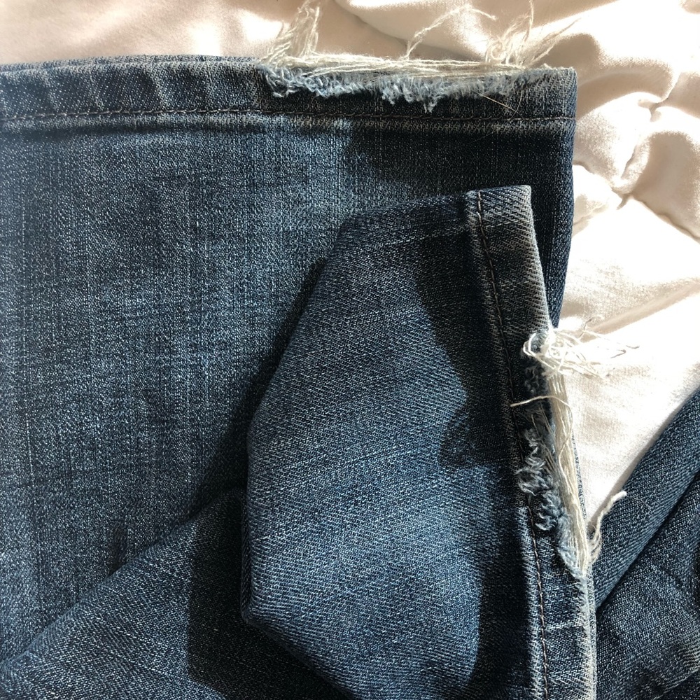 Joe’s Jeans Size 28 fit: Provocateur flared pant - Picture 5 of 8